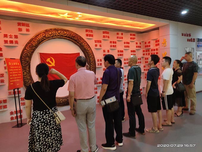 張家界好地建筑安裝工程有限責(zé)任公司,張家界房屋建筑,公里工,市政工程 張家界好地建筑安裝工程有限責(zé)任公司,張家界房屋建筑,公里工,市政工程